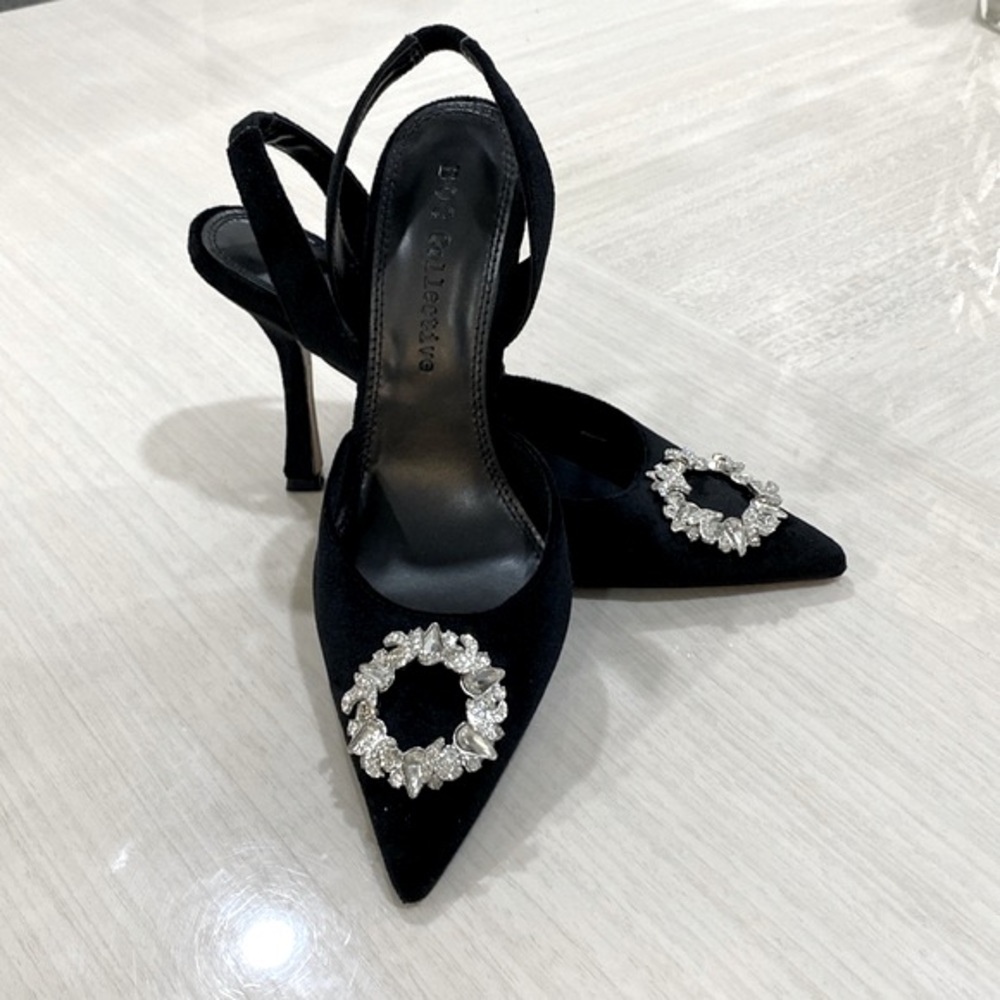 Black Heels With Diamond Wreath Accent Slingback